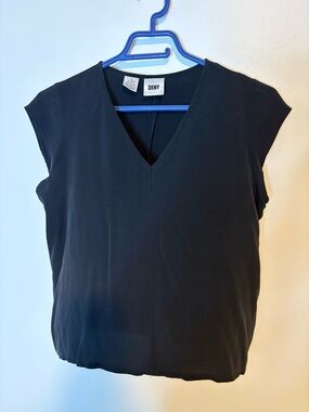 DKNY Black V-Neck Cap Sleeve Top Stretch Silk Blend